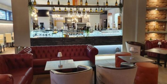 Cocktail Bar Ristorante in vendita zona Fonte Nuova (cod 180)