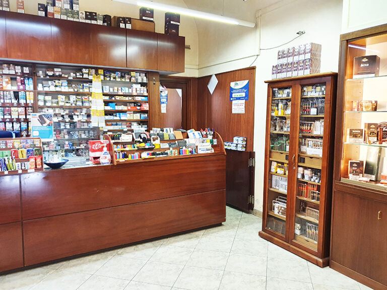 Tabacchi Lotto in vendita zona Piazza Venezia (cod 308)